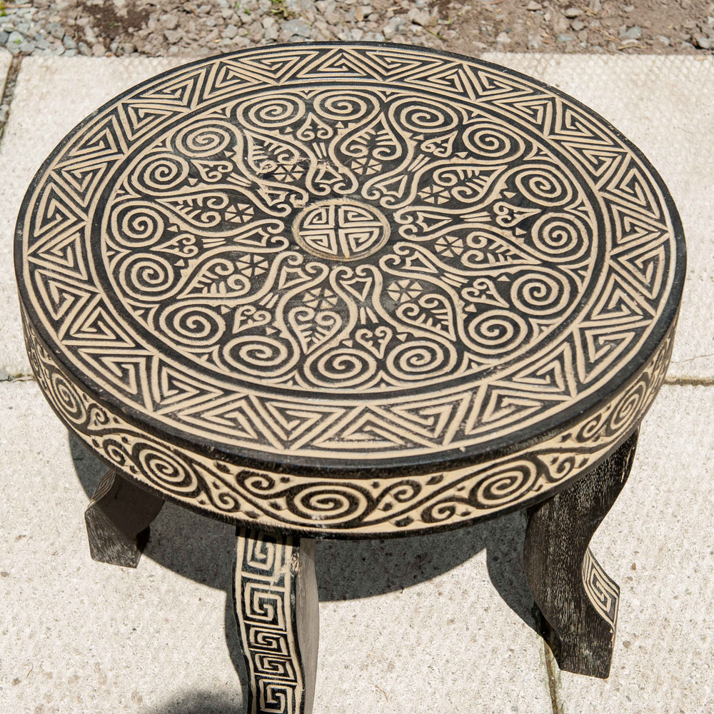 Table basse en suar balinais primitif