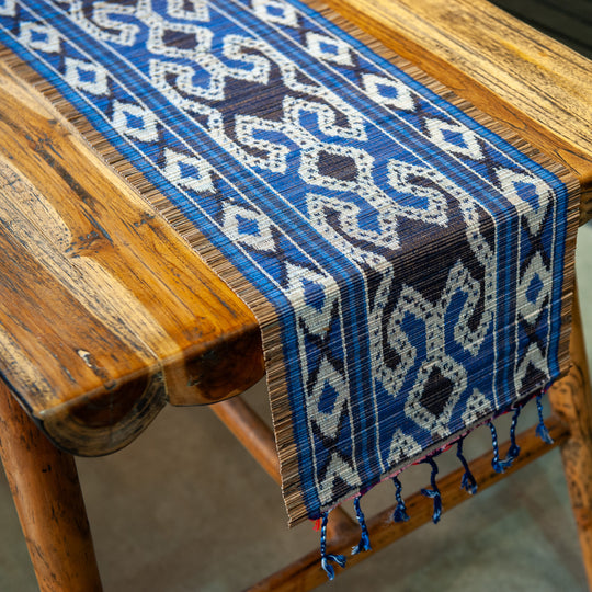 Tissage Ikat sur Chemin de Table en Bambou - Jaune