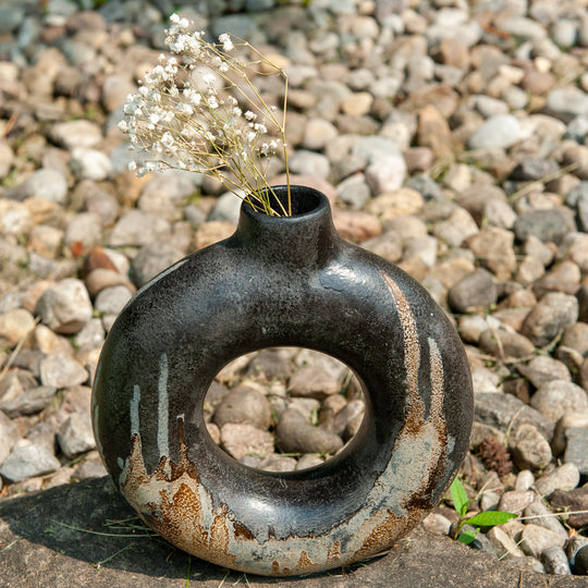 Lombok Ceramic Ring Vase