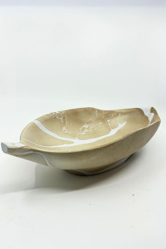 Mango Wood Large Leaf Dish - 12" (Latte)