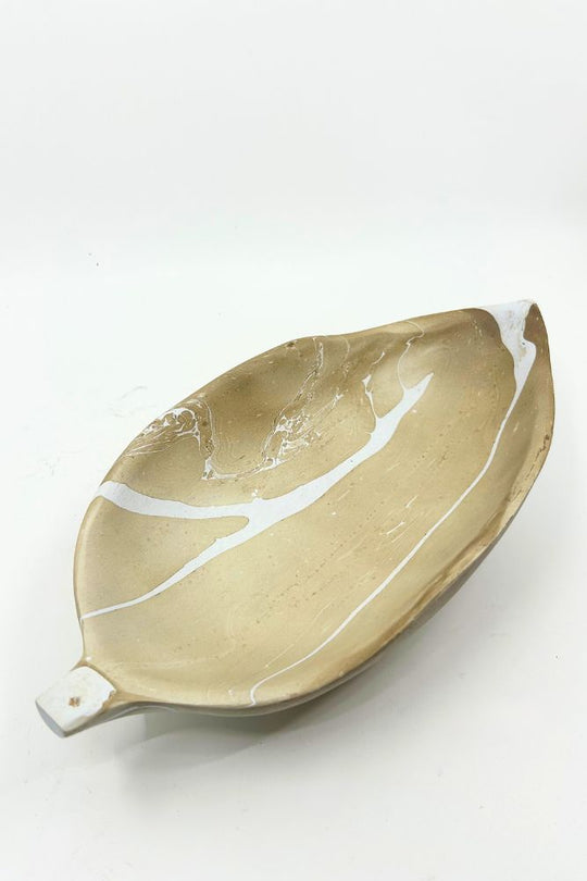 Mango Wood Large Leaf Dish - 12" (Latte)