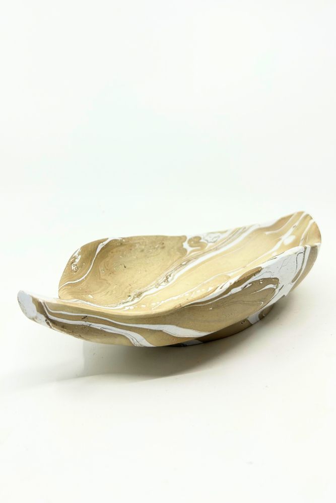 Mango Wood Medium Leaf Dish - 10" (Latte)