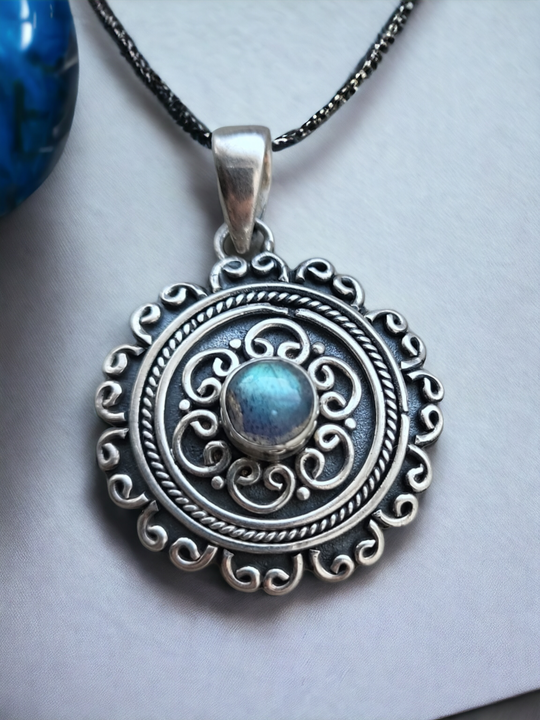 Ornate Labradorite Sterling Silver Pendant