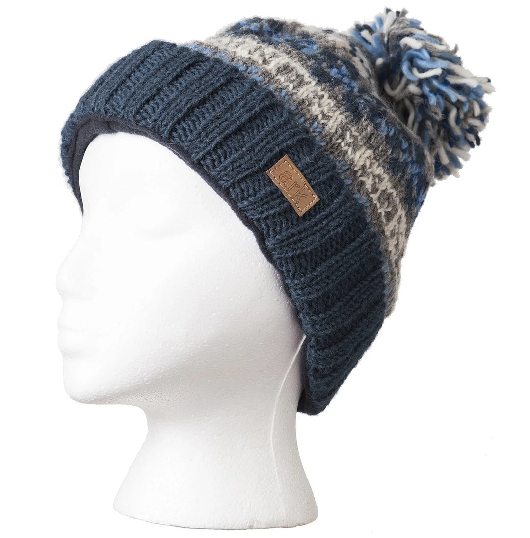 Nuevo Cozy Pom-Pom Hat