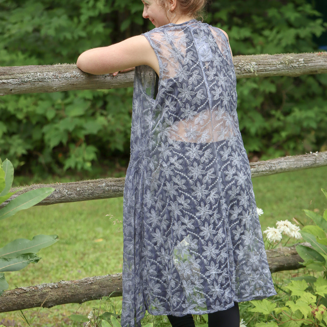 Embroidered Lace Vest - Grey