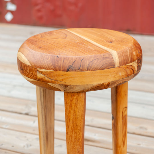 Tabouret incrusté de teck