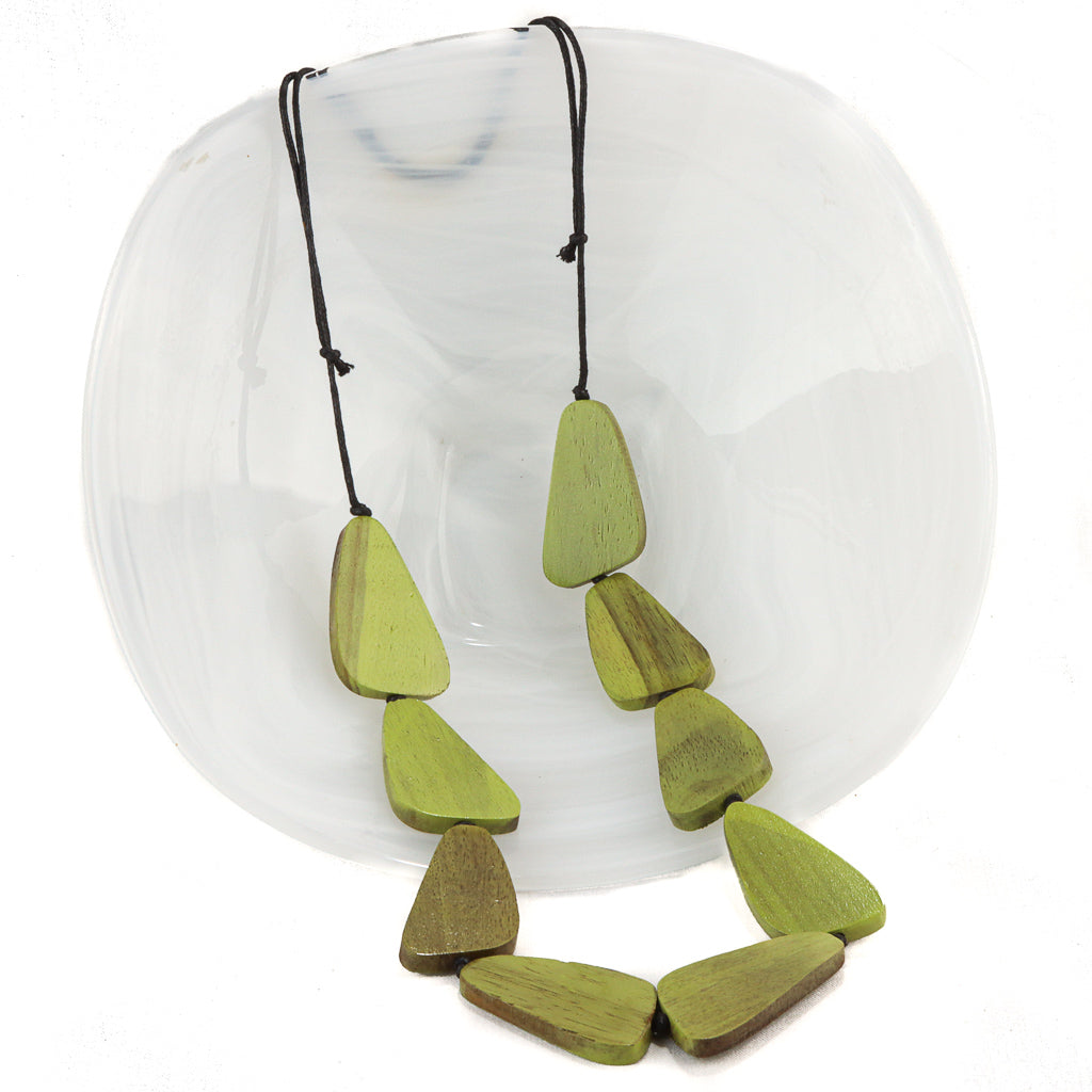 Wooden Legian Necklace - Green