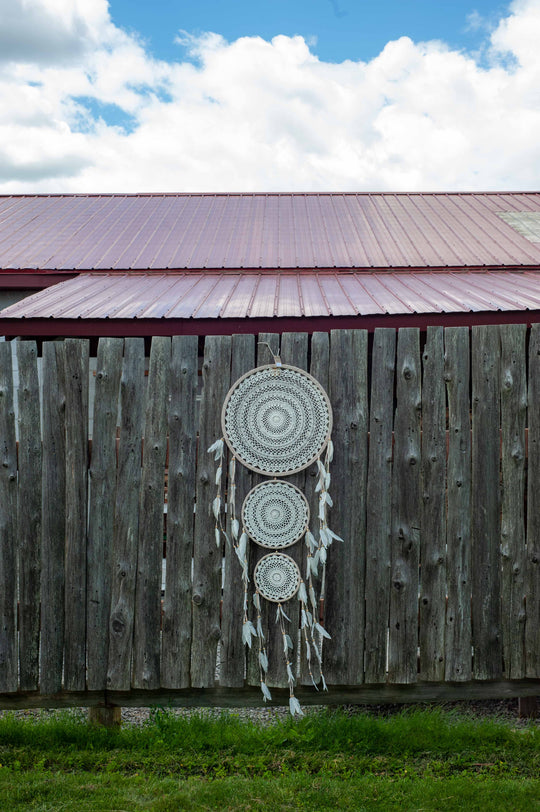 Tenture Murale Attrape Rêve en Macramé - Tricot Triple Crème