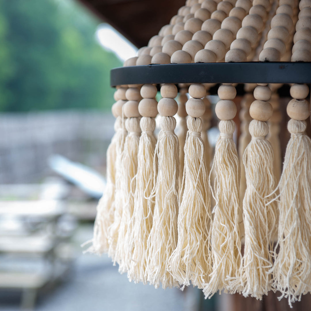 Lustre en perles de bois Boho avec glands