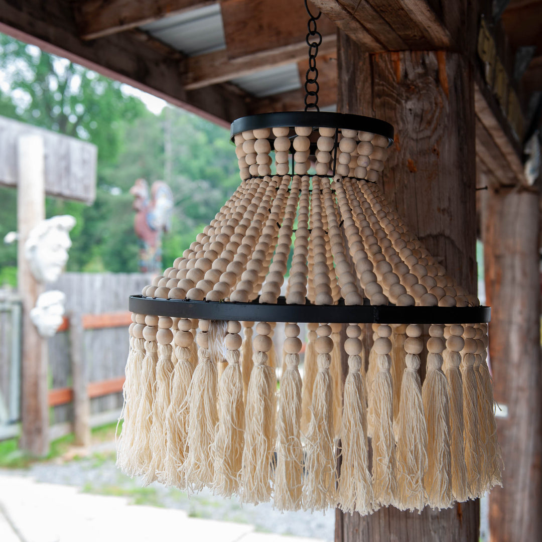 Lustre en perles de bois Boho avec glands