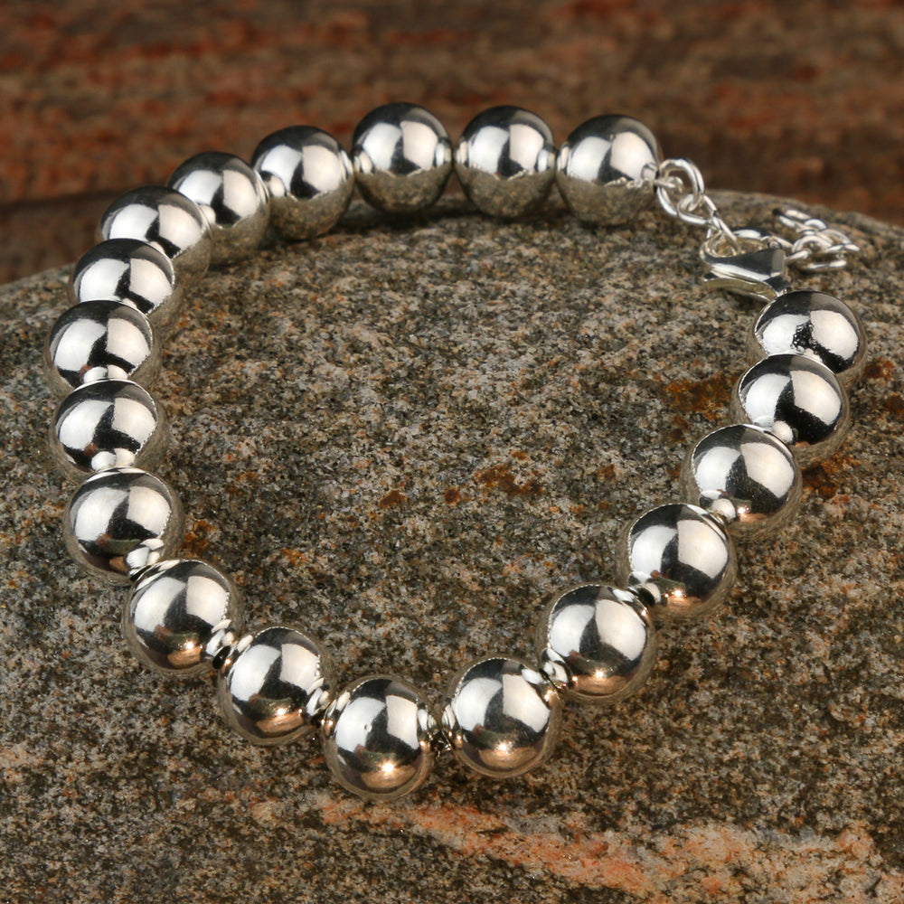 Minimalist Sleek Silver Ball Bracelet