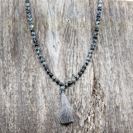 Collier de perles Mala (8mm) - Obsidienne flocon de neige