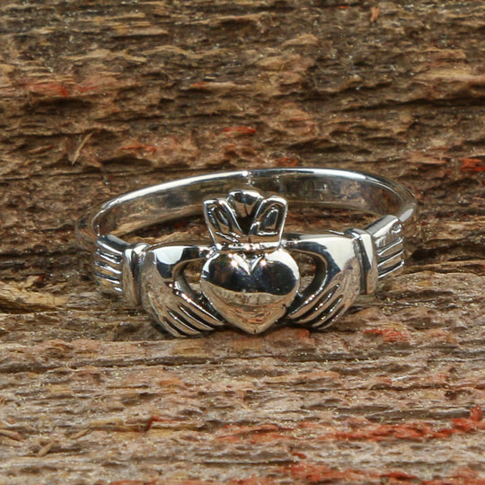 Bague en argent Claddagh