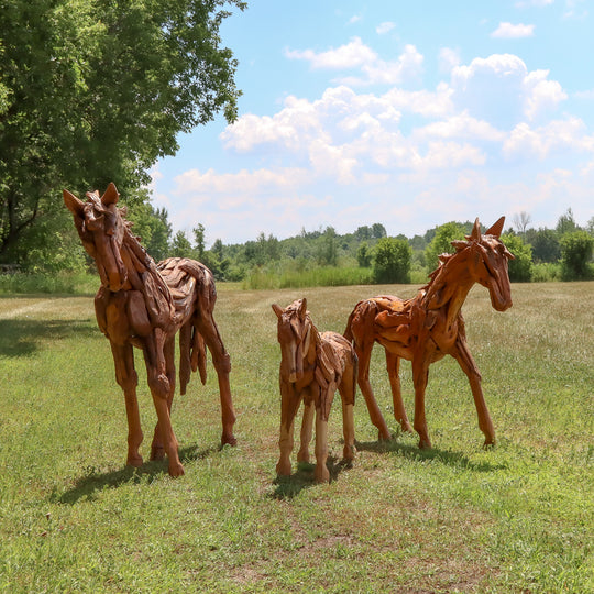 Grand cheval debout