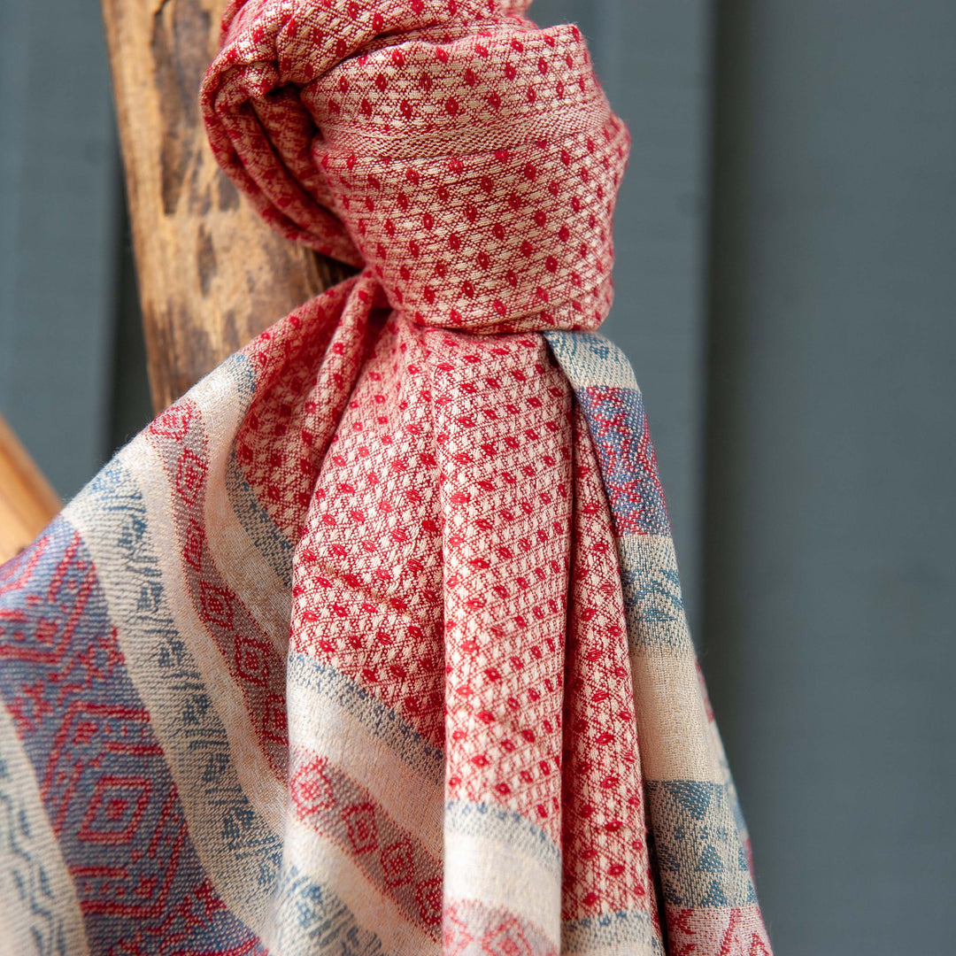 Stripe Pattern Scarf - Red/Blue