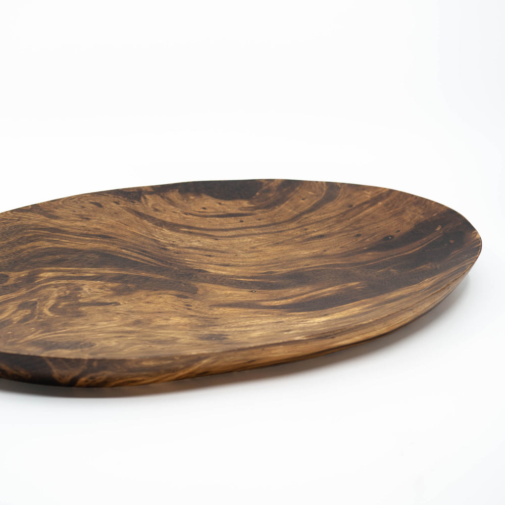 Grande assiette ovale en bois de manguier-18" (vieux bois)