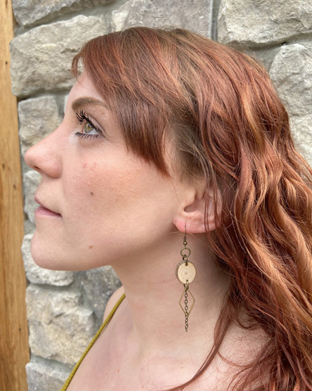 Boucles d'Oreilles Chaîne en Laiton Brut Diamant et Bois