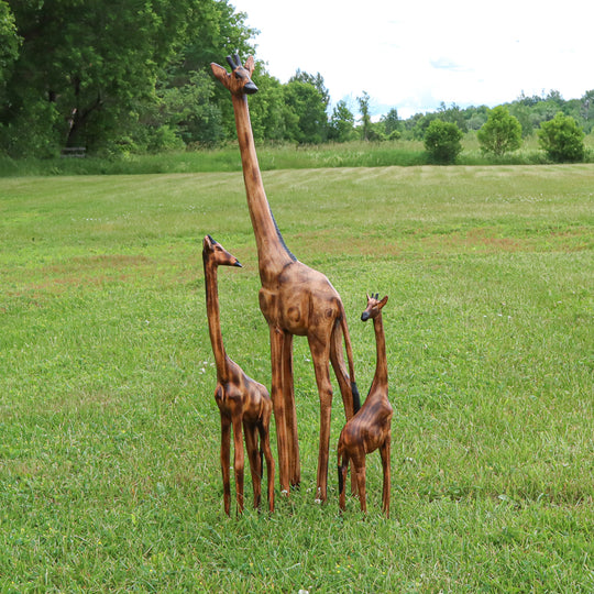 Girafe en bois de jacaranda de 24 po - Lisse